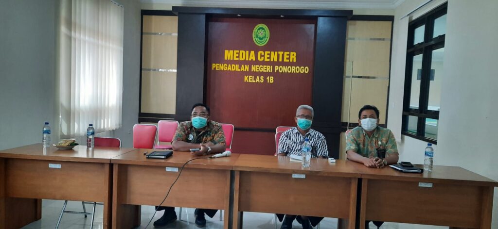 Pembinaan Pimpinan Pengadilan Tinggi Surabaya