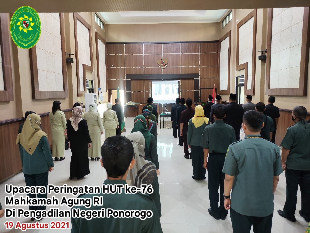 HUT MARI 14